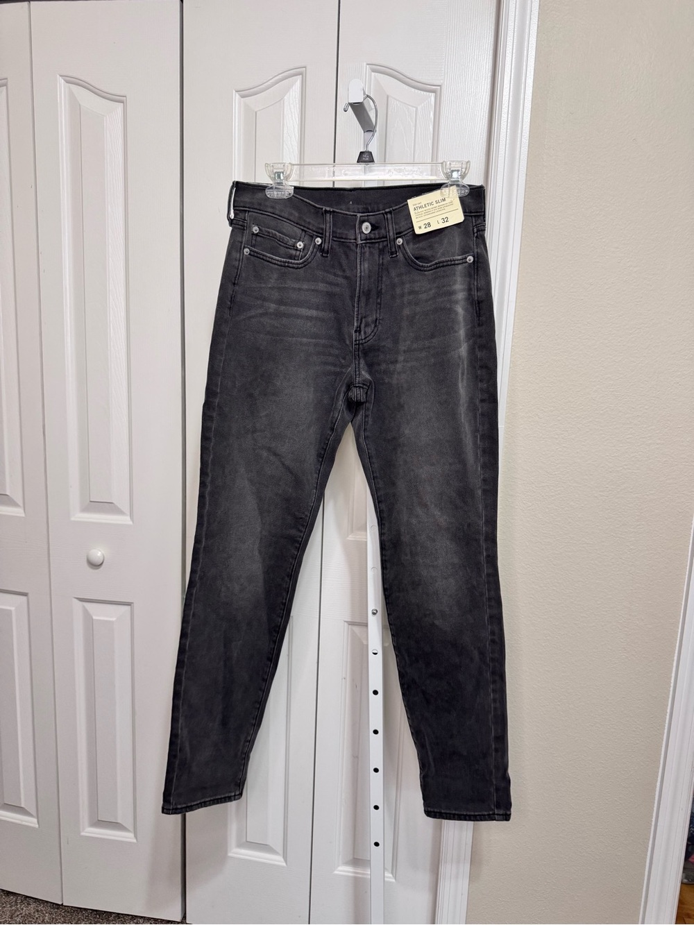 Abercrombie & Fitch Men's Washed Black Athletic Fit Jeans